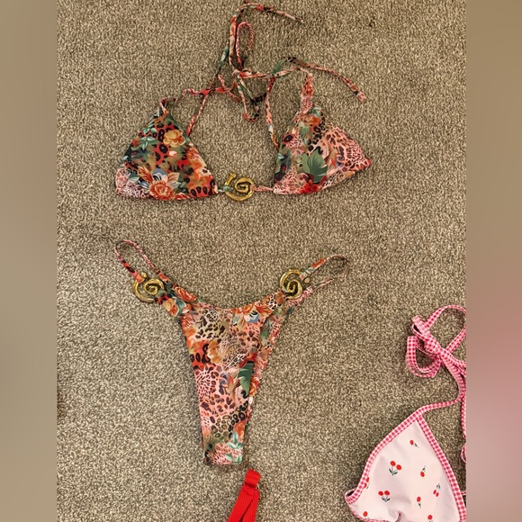 Bikini Sets - Picture 8 of 15